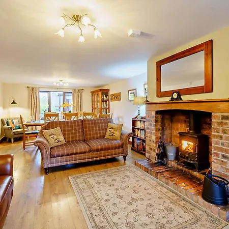 5 Bed In Ennerdale Sz529 Holiday home