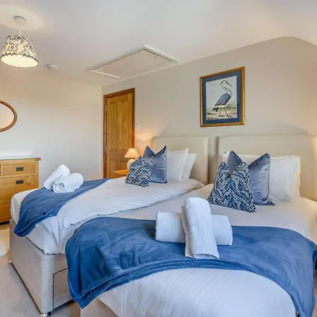 بيت للعطل 5 Bed In Cleator Oc-sz529 *